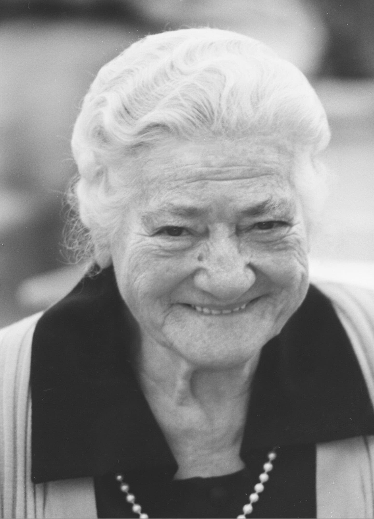 Katharina Mathis, 1903 – 2003, Namensgeberin des Stifts